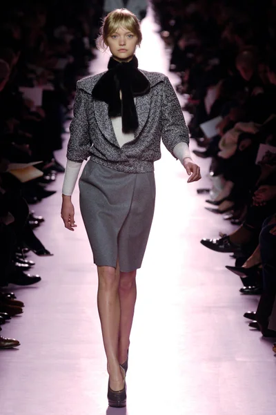 Look 8